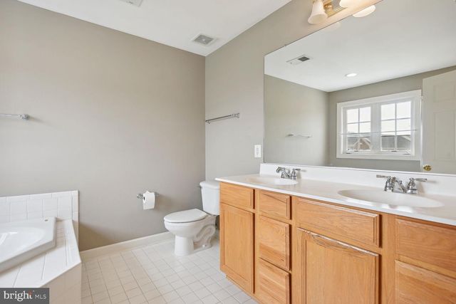 41823 PROGRESS TER, Aldie, VA 20105