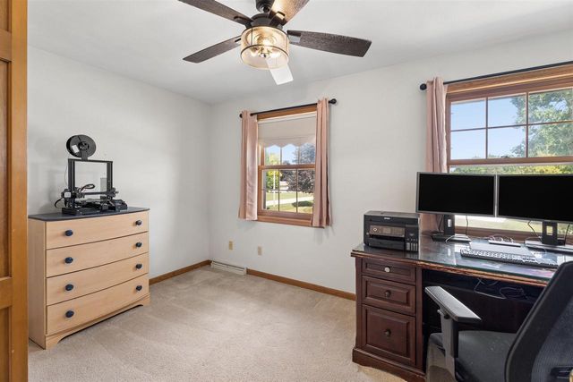 1029 HIGHLAND PARK ROAD, Neenah, WI 54956