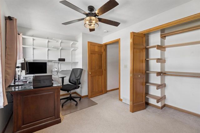 1029 HIGHLAND PARK ROAD, Neenah, WI 54956
