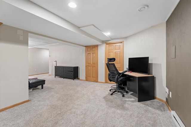 1029 HIGHLAND PARK ROAD, Neenah, WI 54956