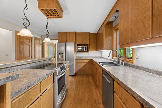 1029 HIGHLAND PARK ROAD, Neenah, WI 54956
