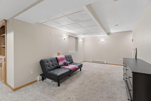 1029 HIGHLAND PARK ROAD, Neenah, WI 54956