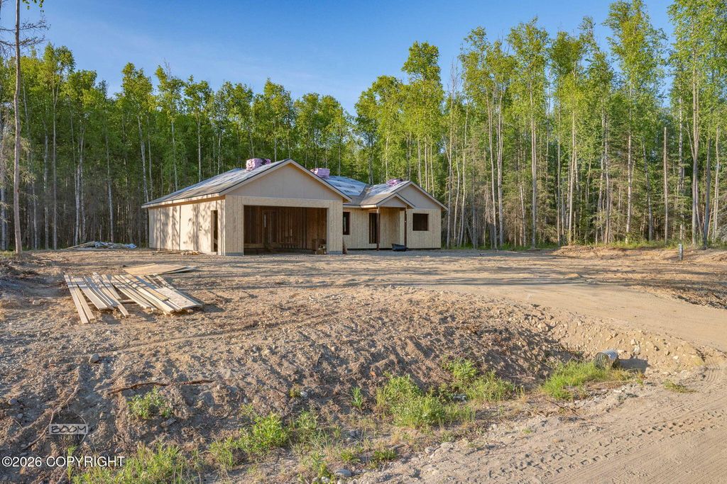 7671 W Hentila Street, Wasilla, AK 99623