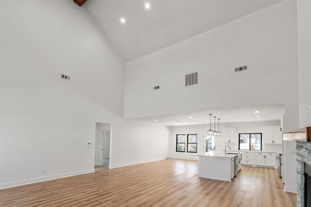 649 ENCHANTED ISLES Drive, Mabank, TX 75156