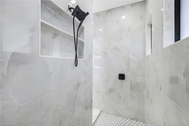 126 NW 25th ST, Cape Coral, FL 33993