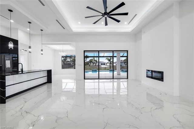 126 NW 25th ST, Cape Coral, FL 33993