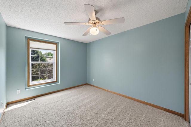 3896 Darling Drive, Woodbury, MN 55125