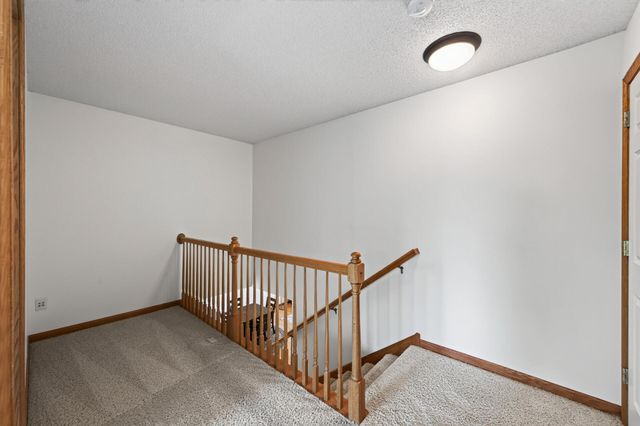 3896 Darling Drive, Woodbury, MN 55125