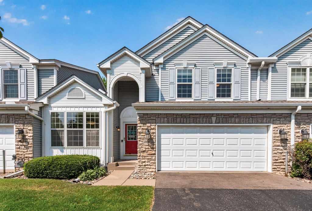 3896 Darling Drive, Woodbury, MN 55125