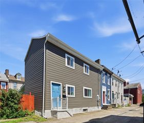 107 43rd Half St, Lawrenceville, PA 15201