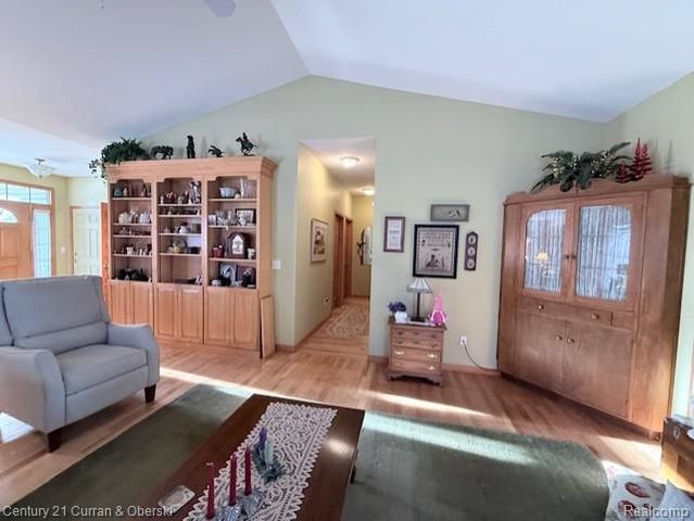 6858 Yorktown Place, Temperance, MI 48182