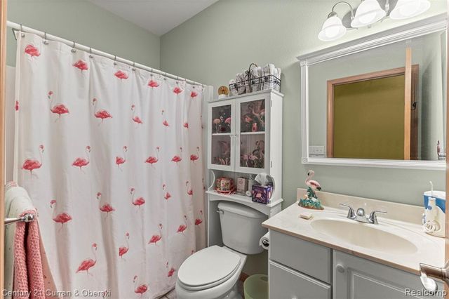 6858 Yorktown Place, Temperance, MI 48182