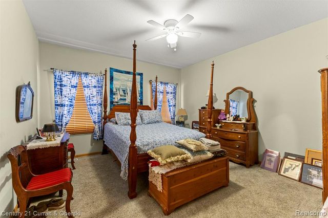 6858 Yorktown Place, Temperance, MI 48182