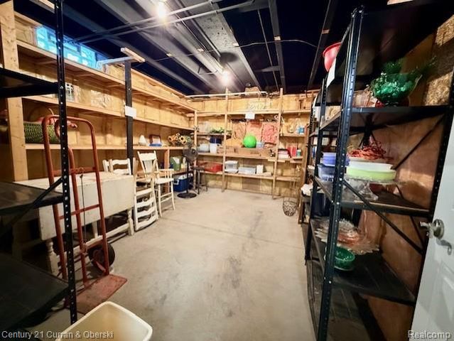 6858 Yorktown Place, Temperance, MI 48182