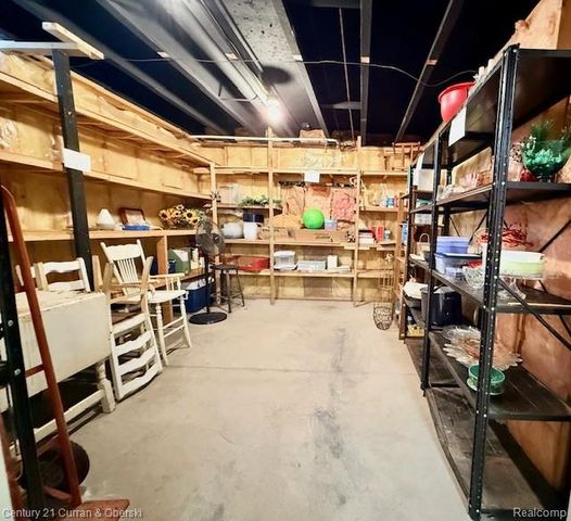 6858 Yorktown Place, Temperance, MI 48182