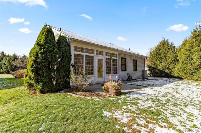 6858 Yorktown Place, Temperance, MI 48182