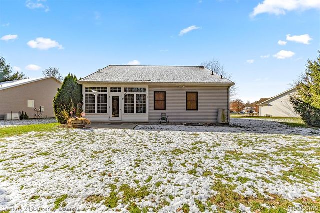 6858 Yorktown Place, Temperance, MI 48182