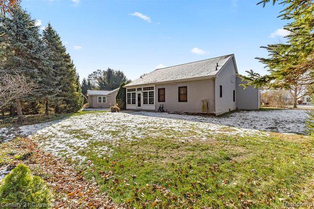 6858 Yorktown Place, Temperance, MI 48182