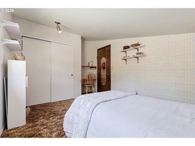 1135 Sw FELLOWS St, Mc Minnville, OR 97128