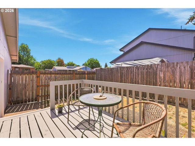 1135 Sw FELLOWS St, Mc Minnville, OR 97128