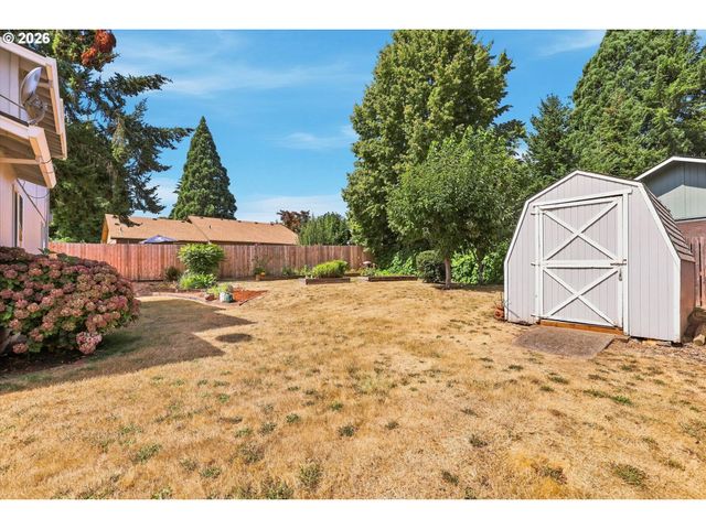 1135 Sw FELLOWS St, Mc Minnville, OR 97128
