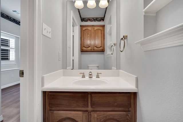 503 Northgate Drive, Waxahachie, TX 75165