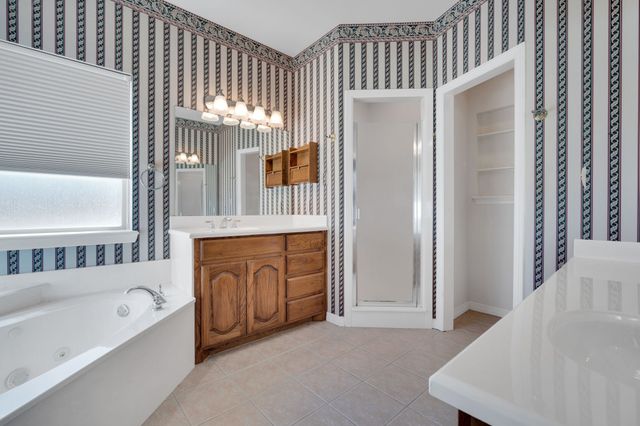 503 Northgate Drive, Waxahachie, TX 75165