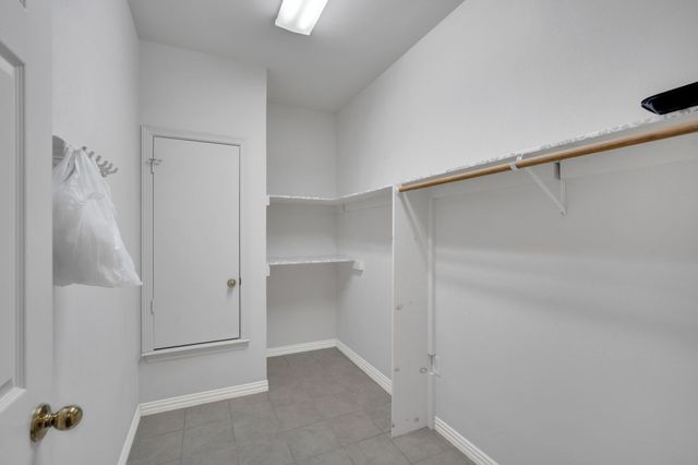 503 Northgate Drive, Waxahachie, TX 75165