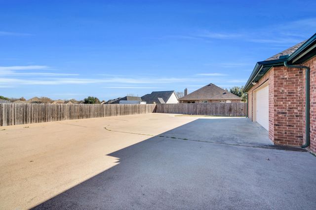 503 Northgate Drive, Waxahachie, TX 75165