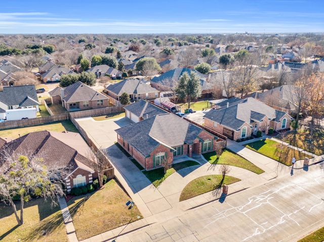 503 Northgate Drive, Waxahachie, TX 75165