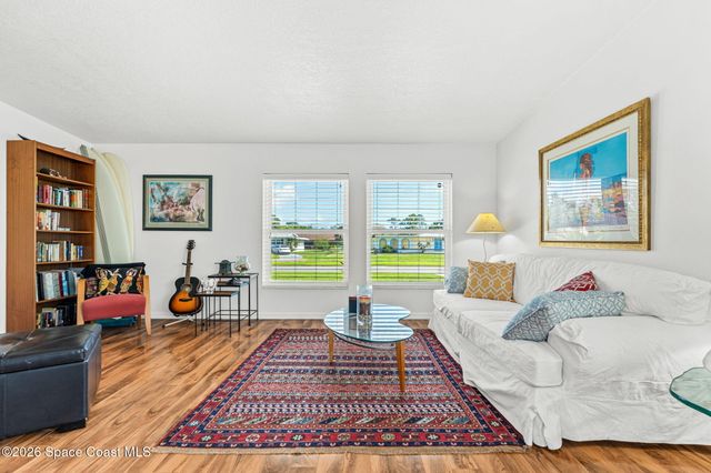 1055 Daytona Drive NE, Palm Bay, FL 32905
