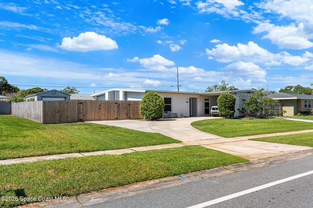 1055 Daytona Drive NE, Palm Bay, FL 32905