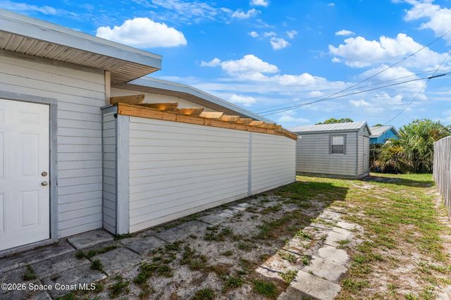 1055 Daytona Drive NE, Palm Bay, FL 32905