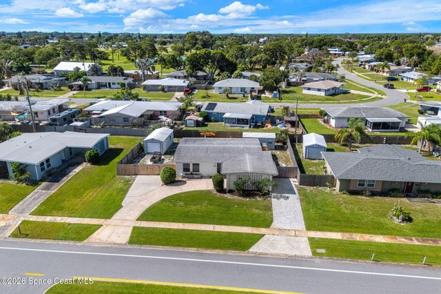 1055 Daytona Drive NE, Palm Bay, FL 32905