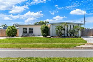 1055 Daytona Drive NE, Palm Bay, FL 32905