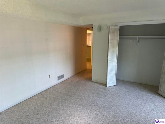 107 Freeman Green Drive, Elizabethtown, KY 42701