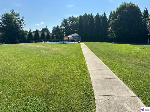 107 Freeman Green Drive, Elizabethtown, KY 42701