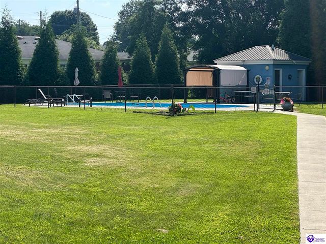 107 Freeman Green Drive, Elizabethtown, KY 42701