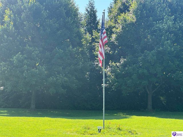107 Freeman Green Drive, Elizabethtown, KY 42701
