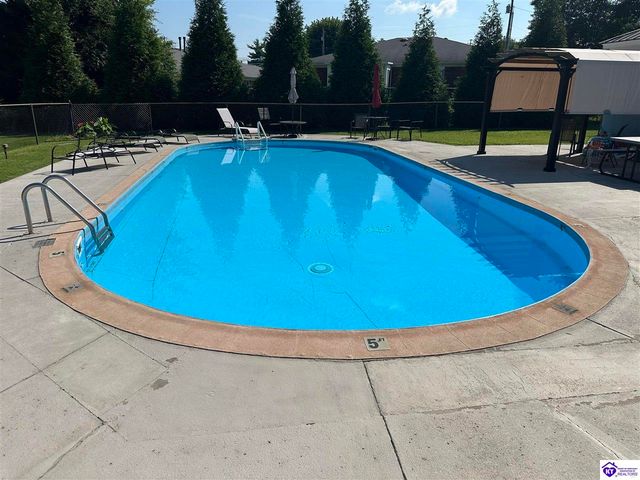 107 Freeman Green Drive, Elizabethtown, KY 42701