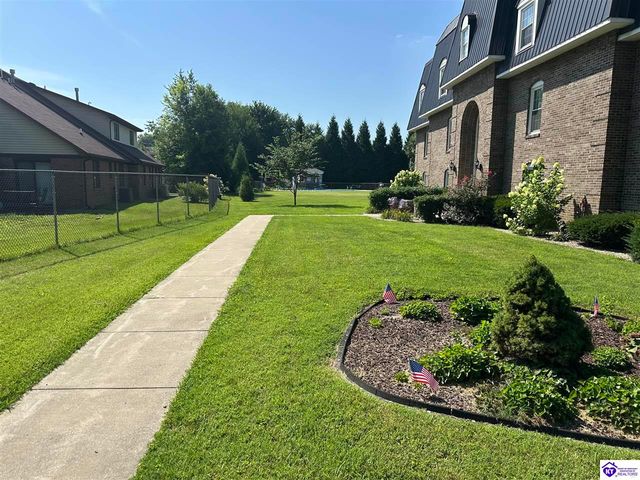 107 Freeman Green Drive, Elizabethtown, KY 42701