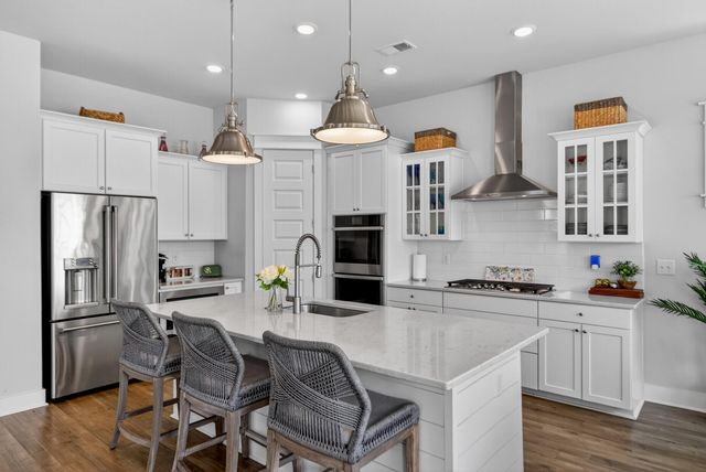 1823 Agate Bay Drive, Mount Pleasant, SC 29466