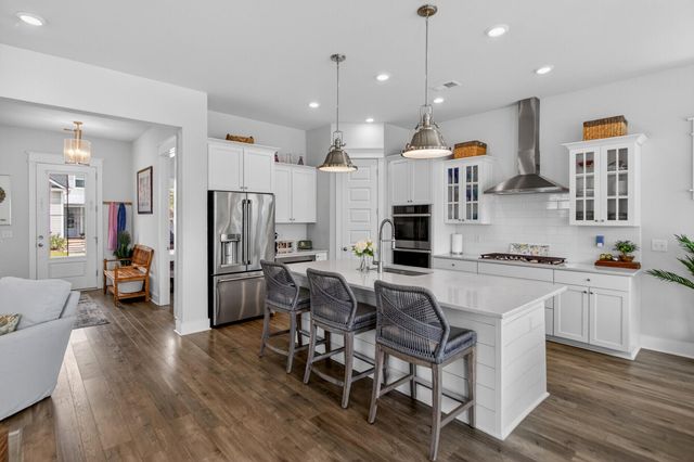 1823 Agate Bay Drive, Mount Pleasant, SC 29466
