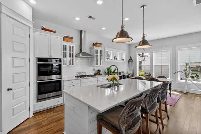 1823 Agate Bay Drive, Mount Pleasant, SC 29466