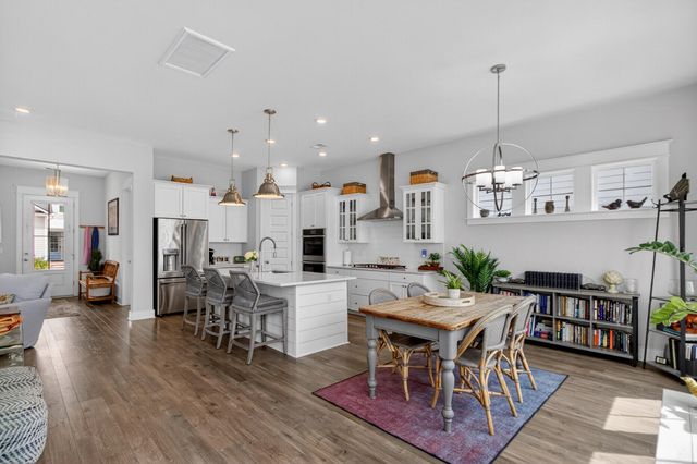1823 Agate Bay Drive, Mount Pleasant, SC 29466