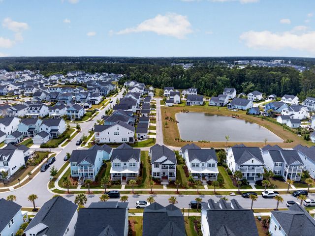 1823 Agate Bay Drive, Mount Pleasant, SC 29466