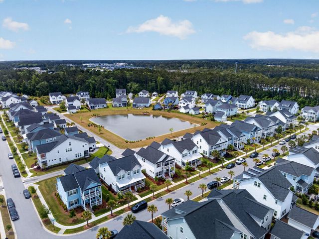 1823 Agate Bay Drive, Mount Pleasant, SC 29466