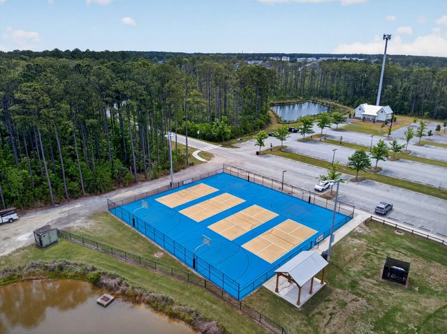 1823 Agate Bay Drive, Mount Pleasant, SC 29466