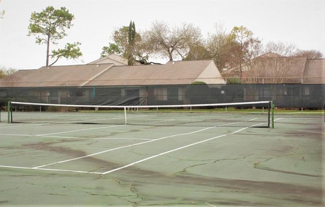 8801 Hammerly Boulevard 902, Houston, TX 77080