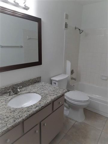 8801 Hammerly Boulevard 902, Houston, TX 77080